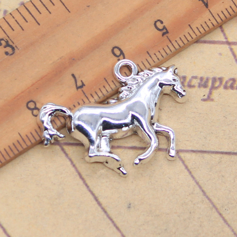 Vintage Fashion Finds - 10pcs Charms Steed Running Horse 22x30mm