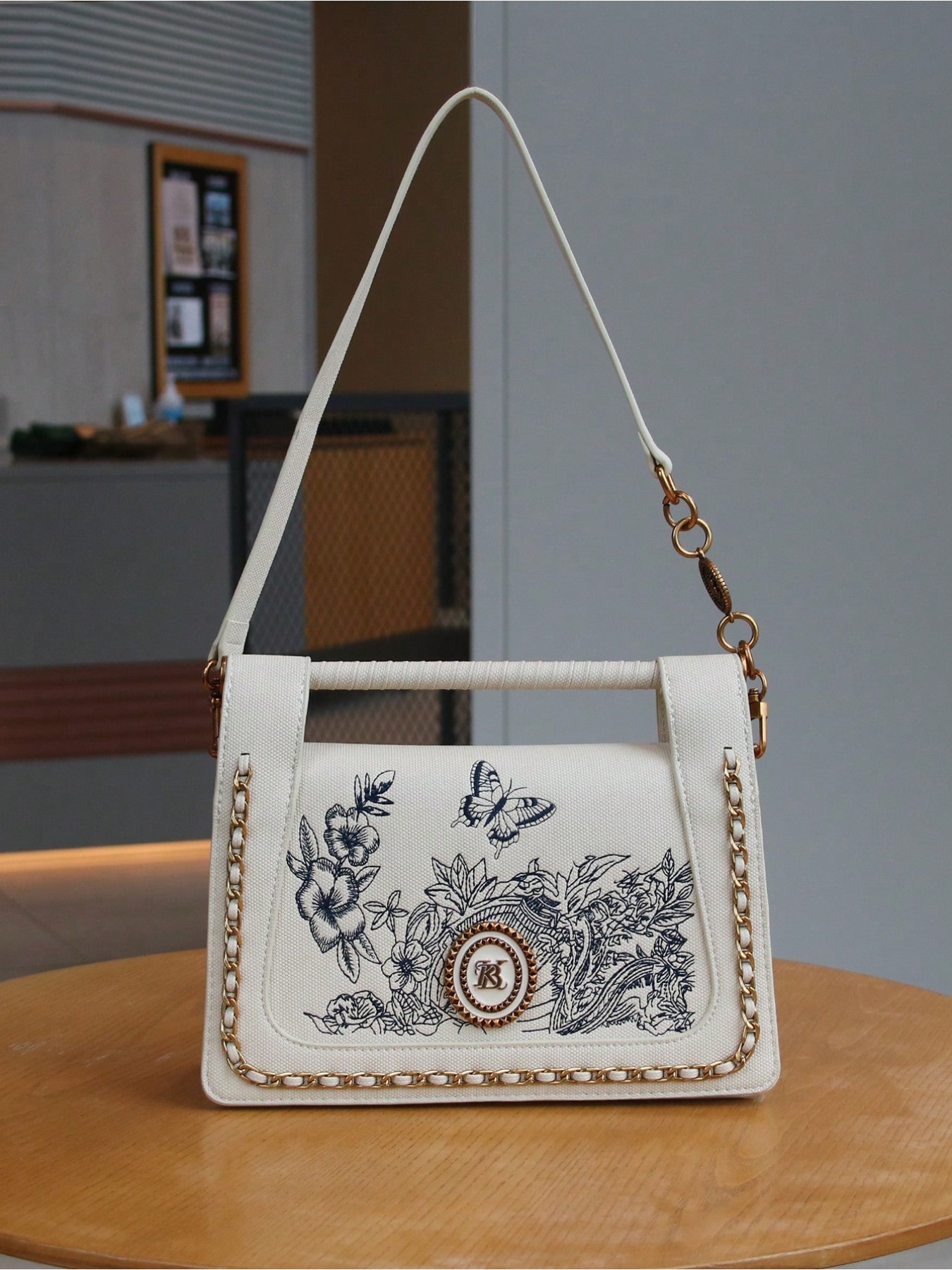 Vintage Retro Flip Handbag New - đánh giá và giá Vintage Fashion In Chinese